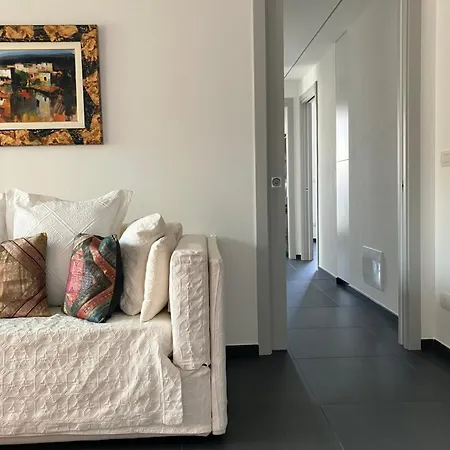 Elegante Fronte Apartment *